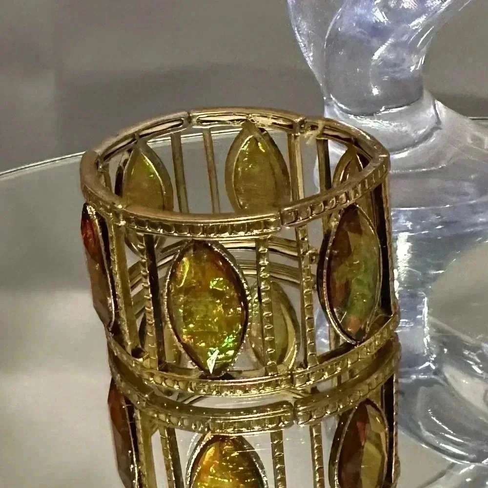 💎Women’s Vintage metal & glass  bracelet